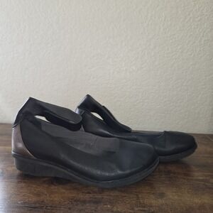 Dansko Women's Jenna Black Milled Nappa Leather Wedge Pumps Size 41